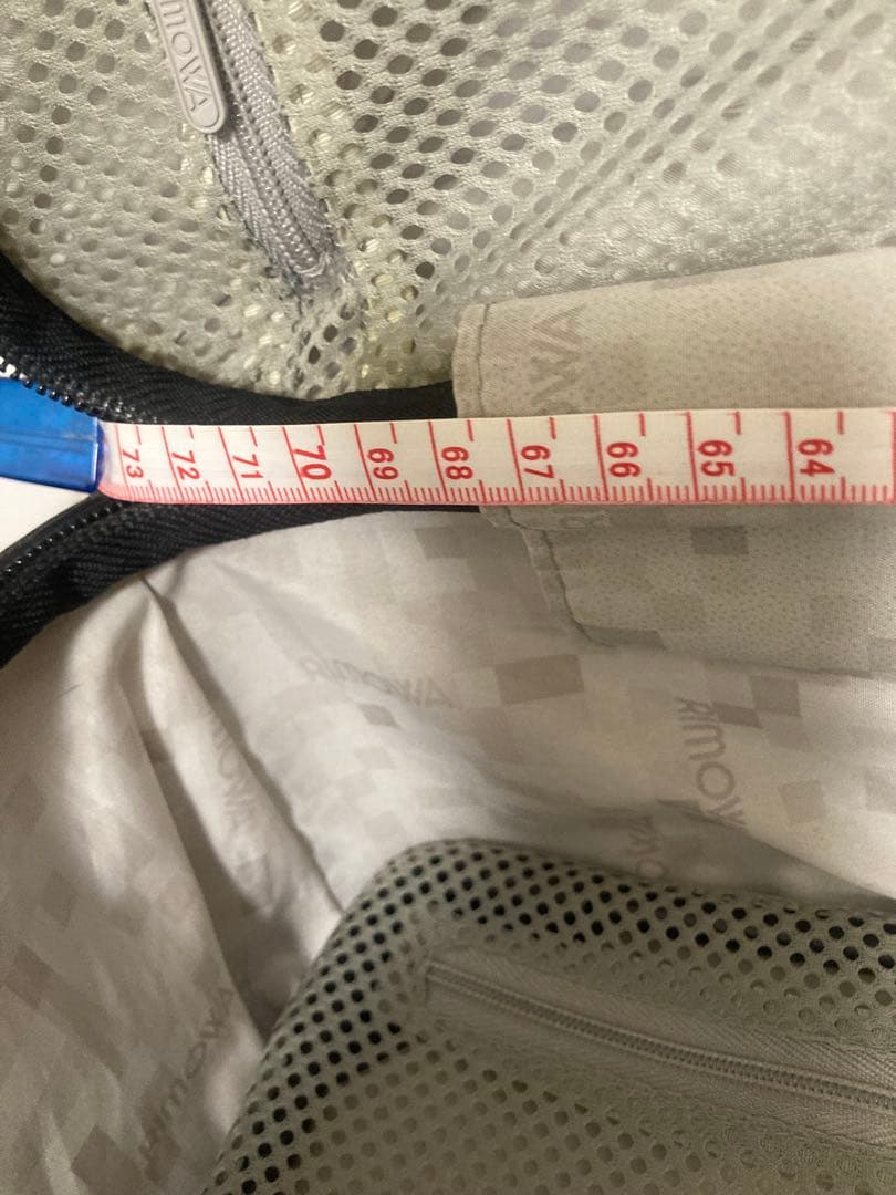 RIMOWAサルサ 97L 4輪ス ーツケース正規品　美品 軽量　金　限定　日本