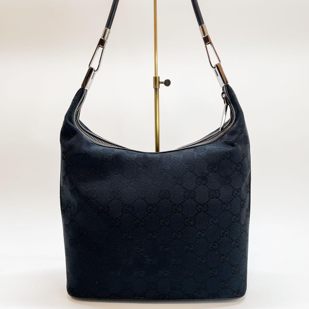 【美品】GUCCI ショルダーバッグ 肩掛け GG柄 ブラック レディース 伊製