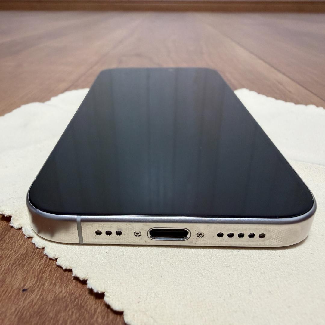 【美品】iPhone15 Pro 256GB Apple