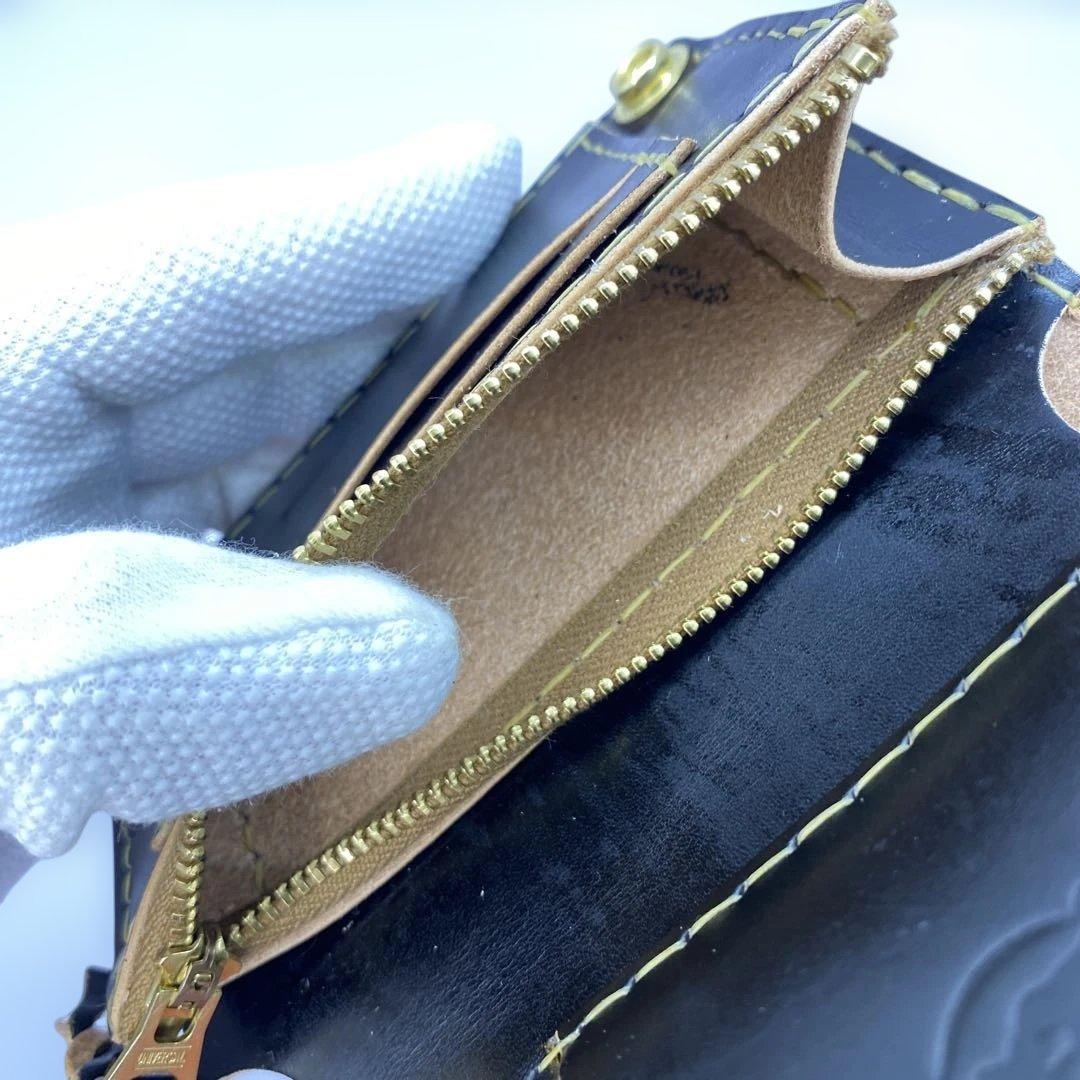 週末限定セール 折らずお札収納 茶芯 丘染めブラックの無骨トラッカーウォレット