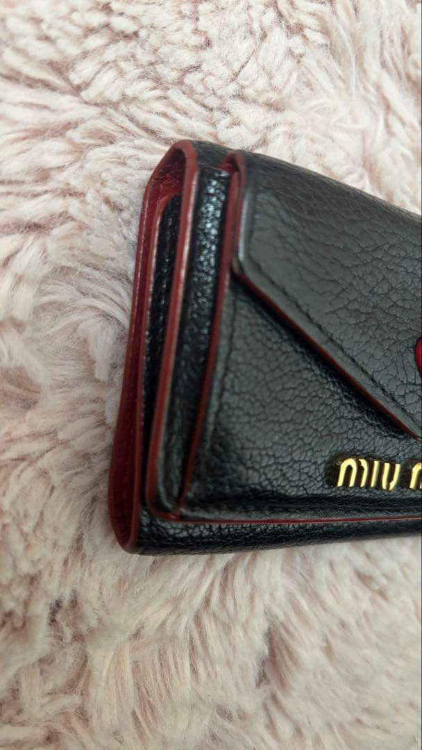 MIU MIU 三つ折り財布 黒