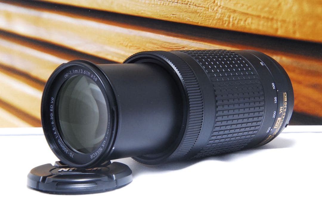 一眼レフ 高性能超望遠 ニコン AF-P DX 70-300mm ED VR
