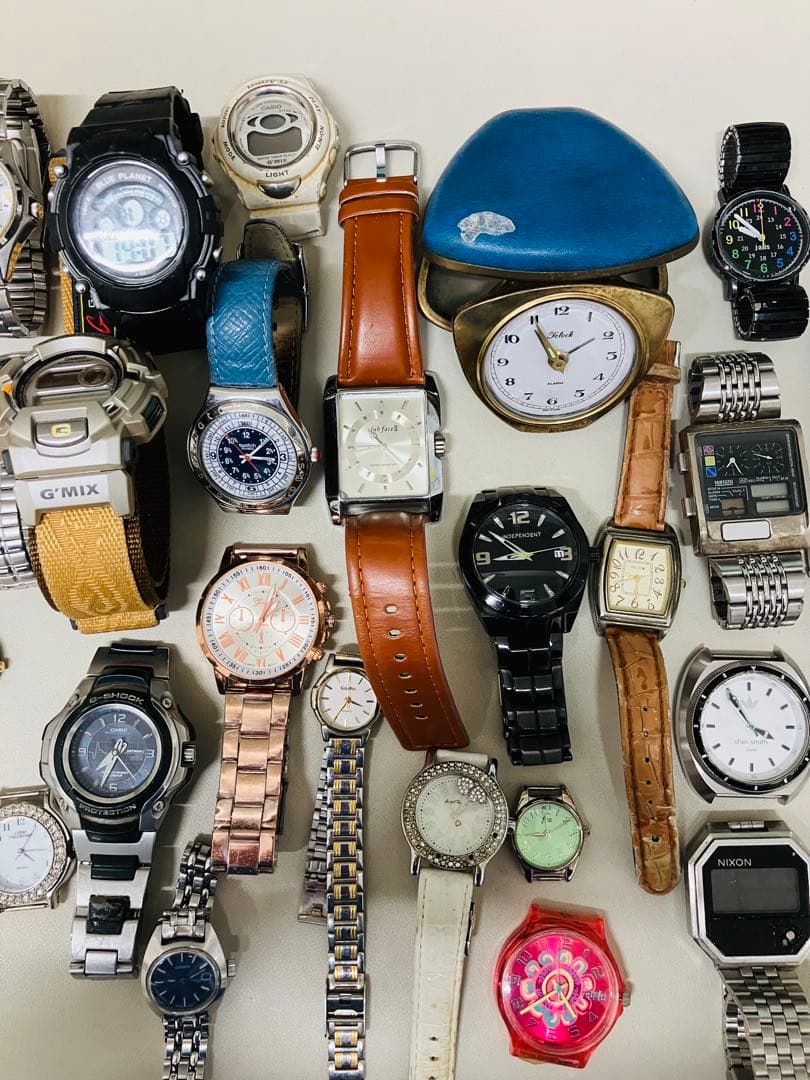 腕時計ジャンク34個 CASIO シチズンswatch 他