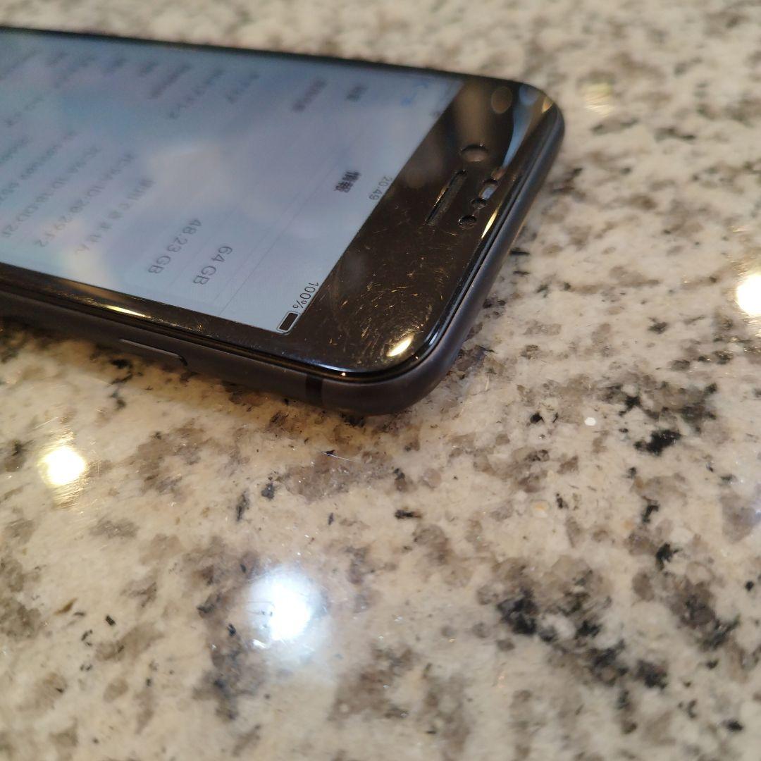 Apple iPhone 8 スペースグレー 本体　美品　SIMフリー