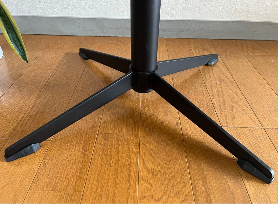 galaxy 本革　オットマン　ノルウェー　北欧　美品　2025年製　エコーネス