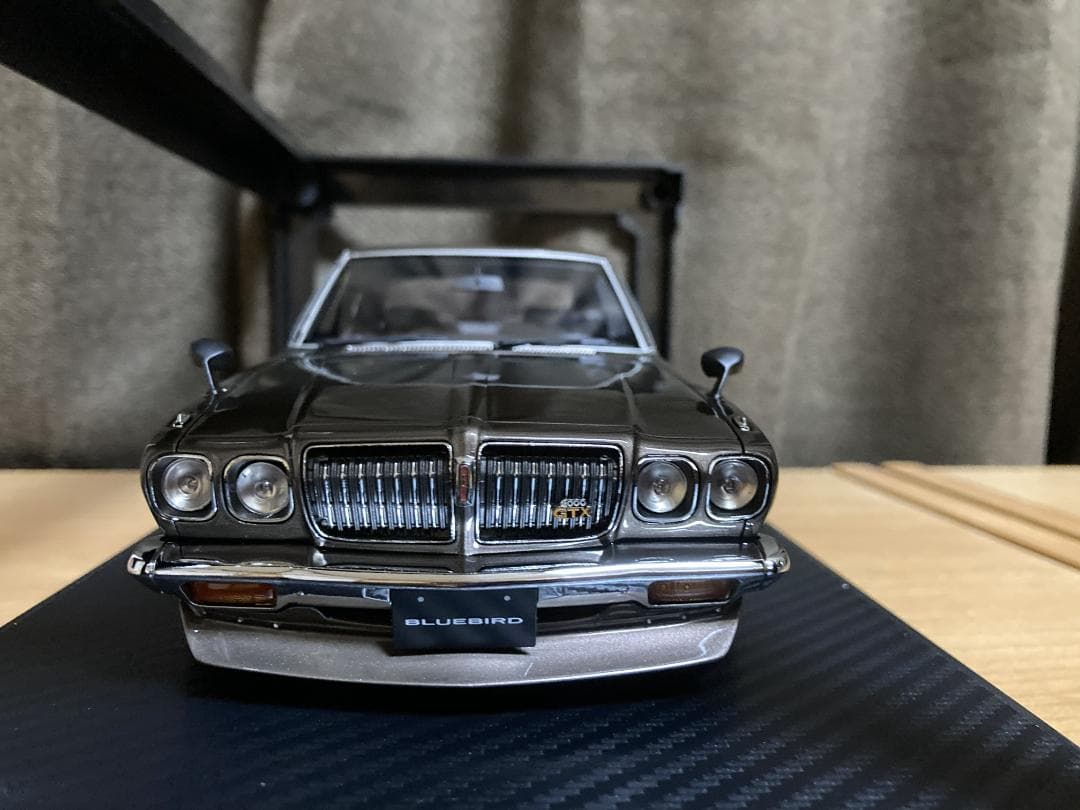 イグニッションモデル 1/18 ブルーバードU 2000GTX G610 弥生