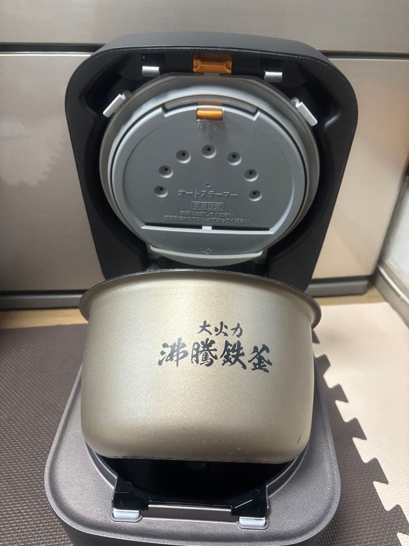 [倉庫処分セール]HITACHI IHジャー炊飯器 RZ-W100EM 24年製