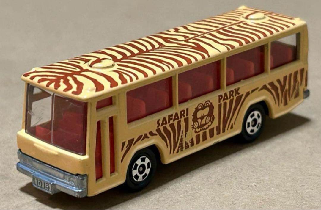 トミカ 日野 レインボー スケルトンバス サファリパーク