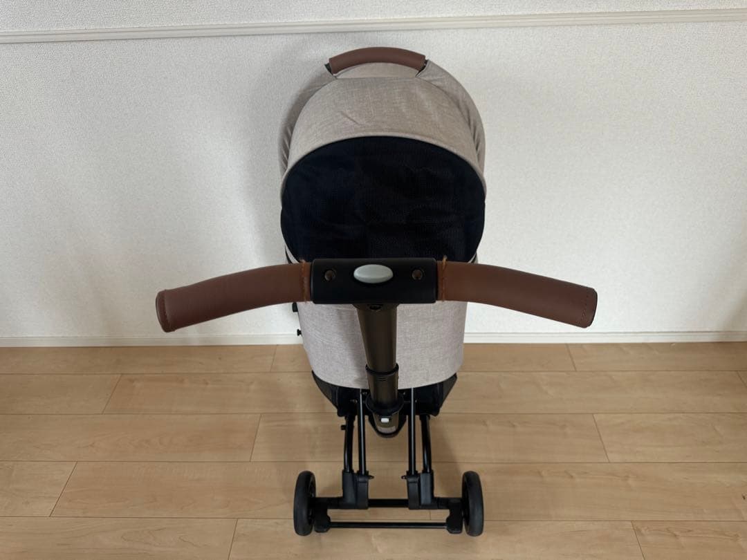 AIRBUGGY FITTシリーズ 【WIZ ベージュ】