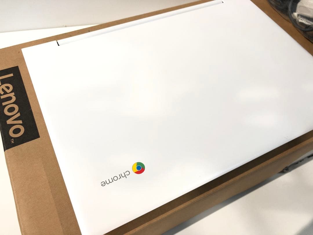 s1749 美品 Lenovo クロムブック C330 ホワイト パソコン