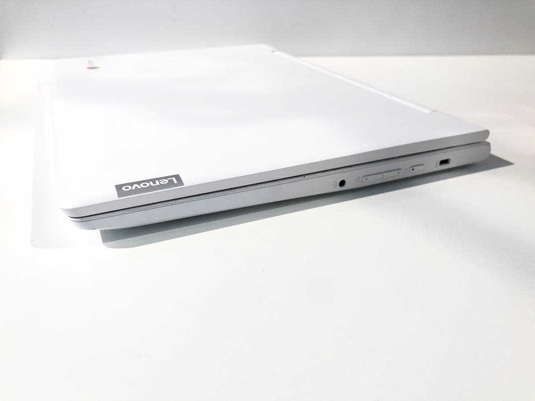 s1749 美品 Lenovo クロムブック C330 ホワイト パソコン