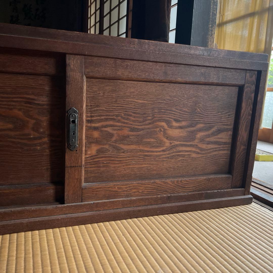 アンティーク　チェスト　物入れ　タンス