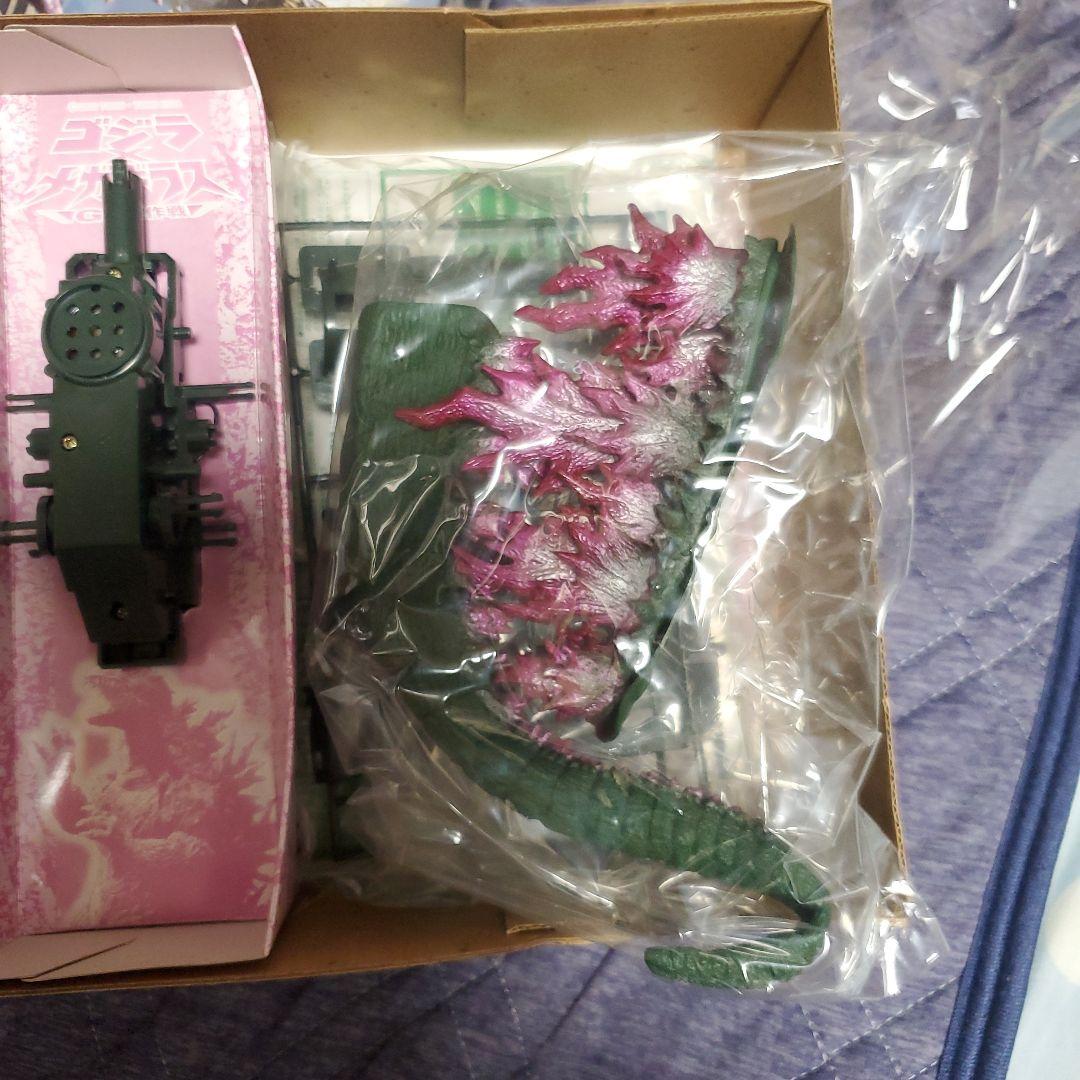 リアルアクションゴジラメガギラス版