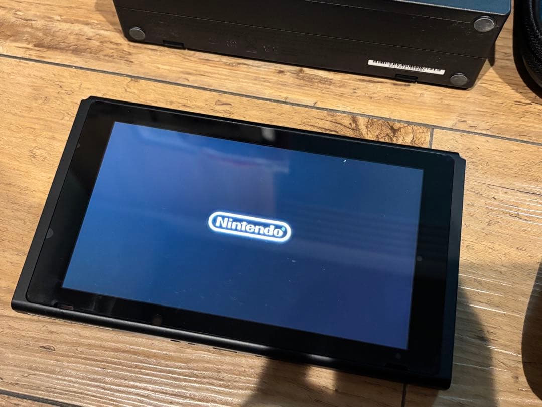 Nintendo Switch 本体セット＋ケース