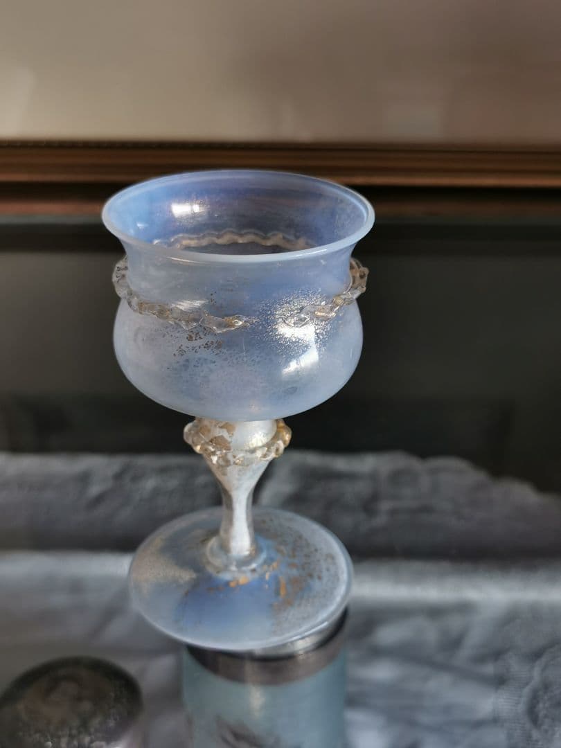 アンティーク ヴェネチアンガラス ムラーノリキュールグラス オパールセント 金彩