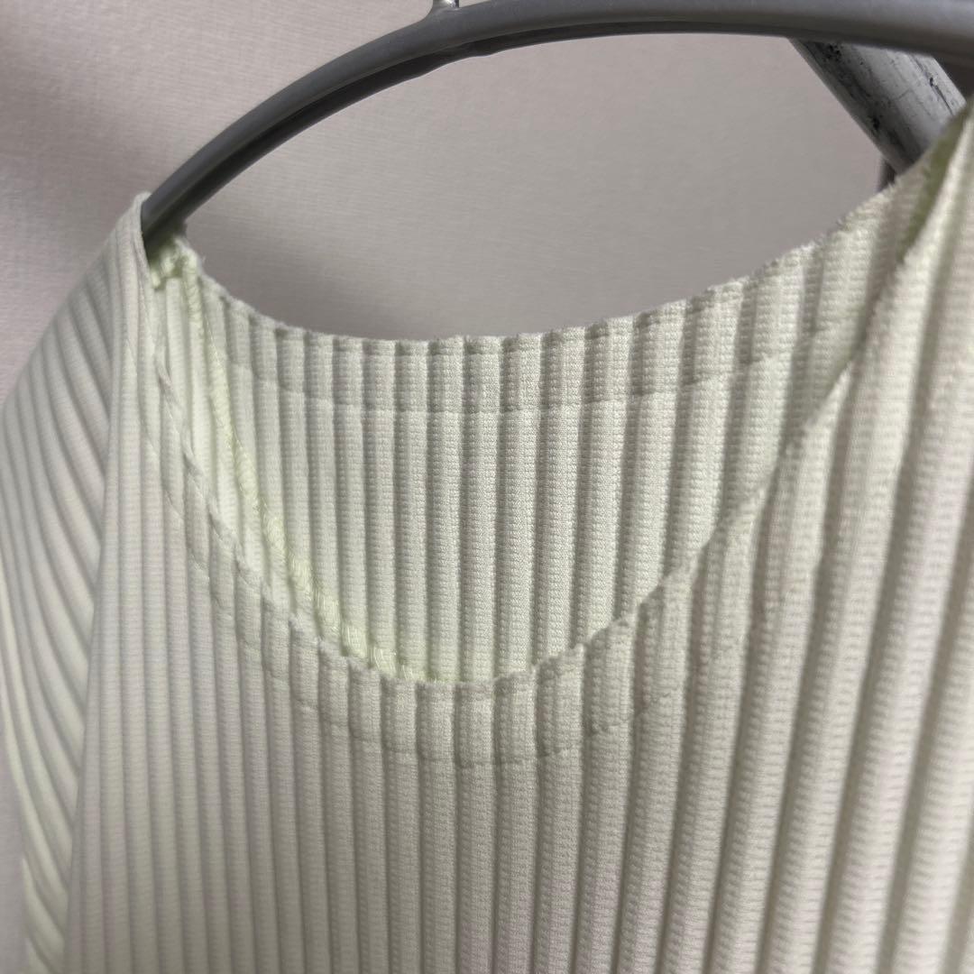 オムプリッセ　ロナンブルレック　DRAWING PLEATS