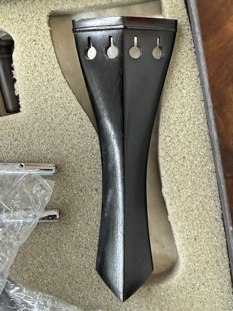 【新品】バイオリン用フィッティングセット（エボニー／クローム金具）未使用品！