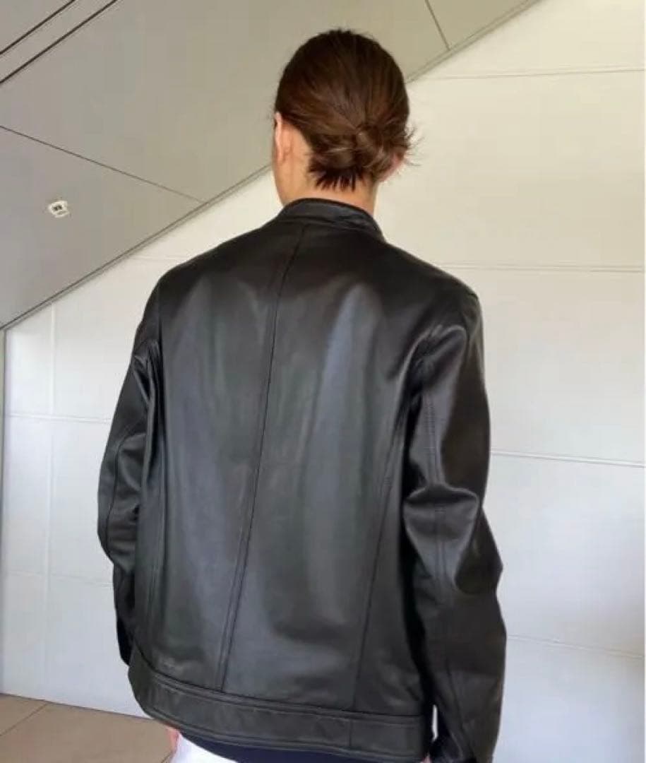 値下げEMMETI（エンメティ）のJURI（ユリ）