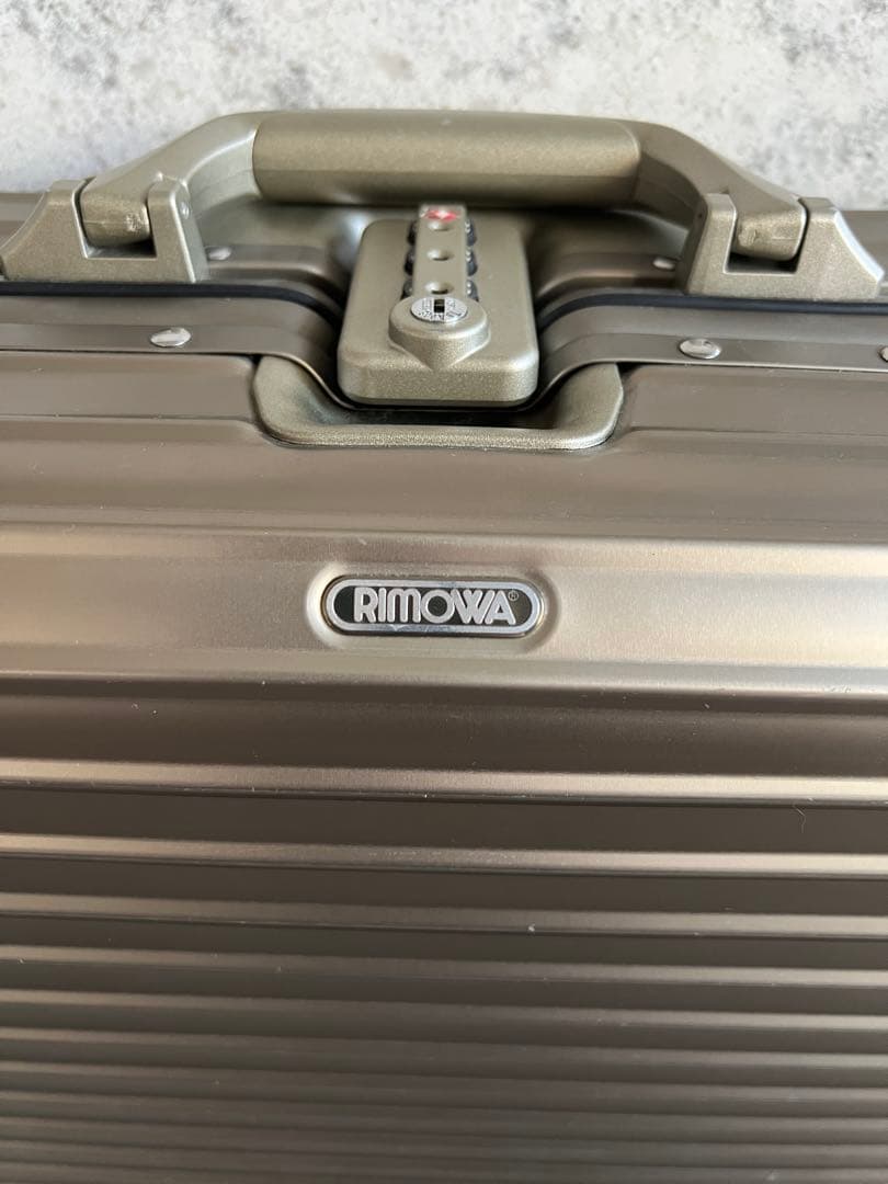 TAMO RIMOWA リモワ トパーズ チタニウム ビジネストロリー4輪
