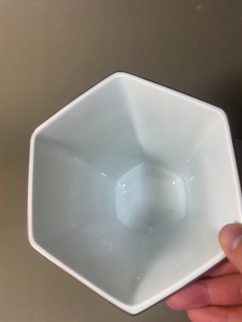 2522 香蘭社　六角花瓶　金彩