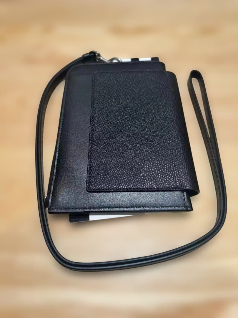 バレンシアガ パスポートケース 24FW チケット収納 正規品 箱 防塵袋付き