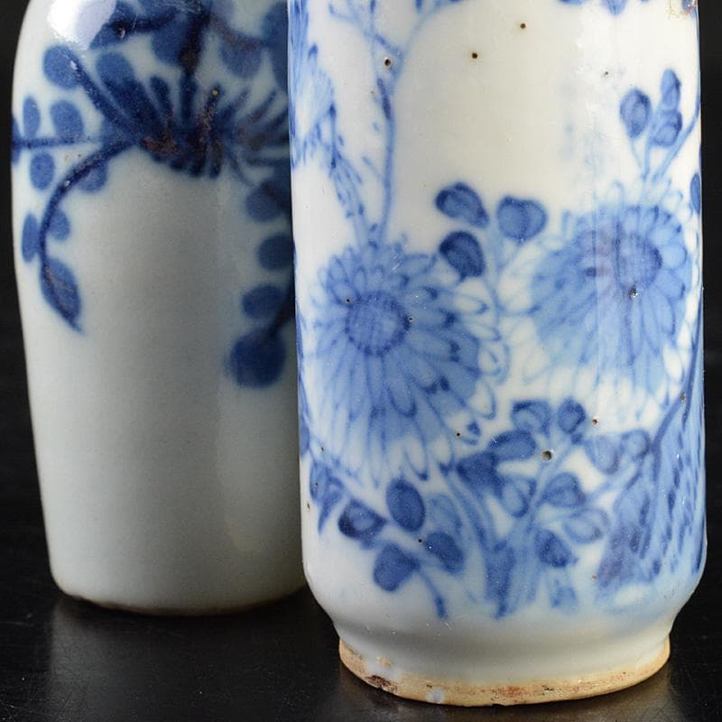 中国　清朝　青花花文鼻煙壷　花瓶　2点　李朝螺鈿装飾六角箱入り　C　R7421