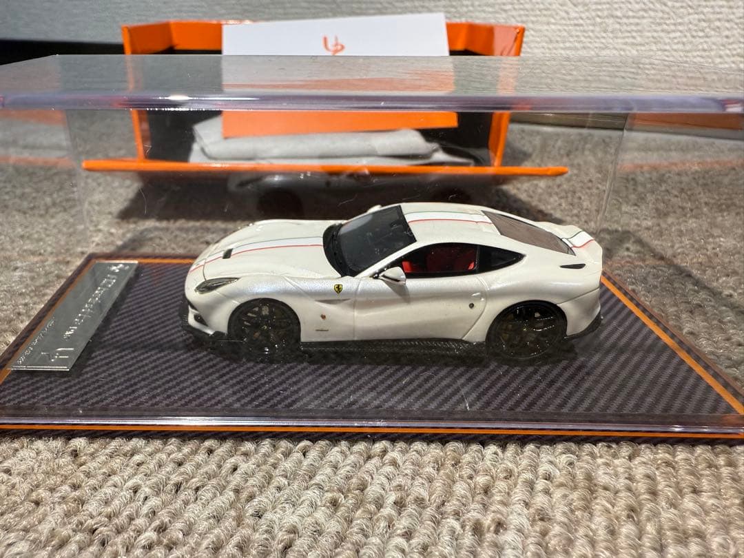 【美品】U2 Models 458 Resin 1/64 ミニカー