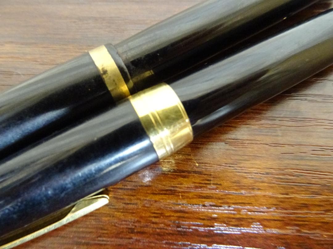 M*i様 静002 PILOT 万年筆 2本 ペン先 14K 18K