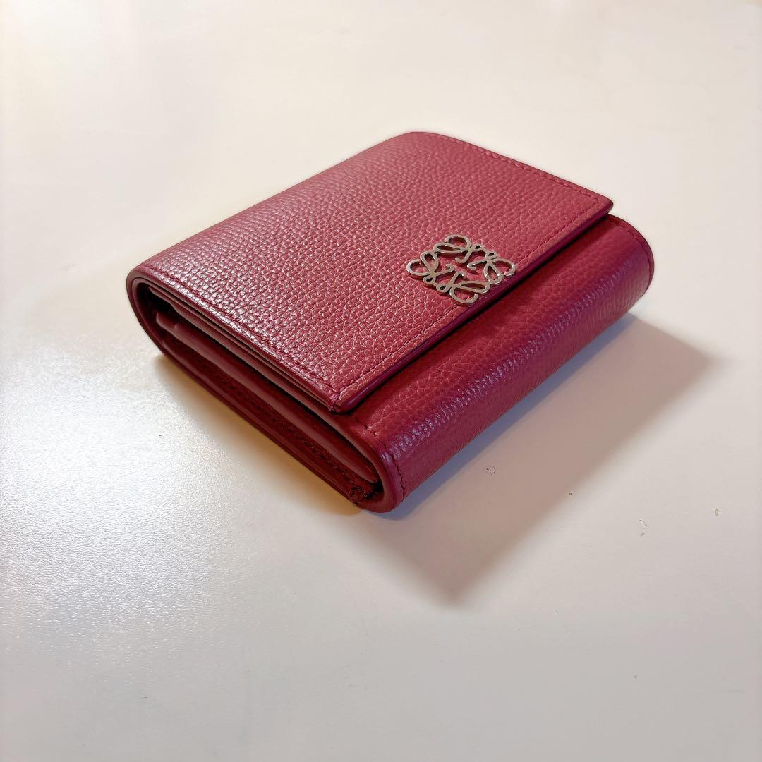 LOEWE ピンク 三つ折り財布