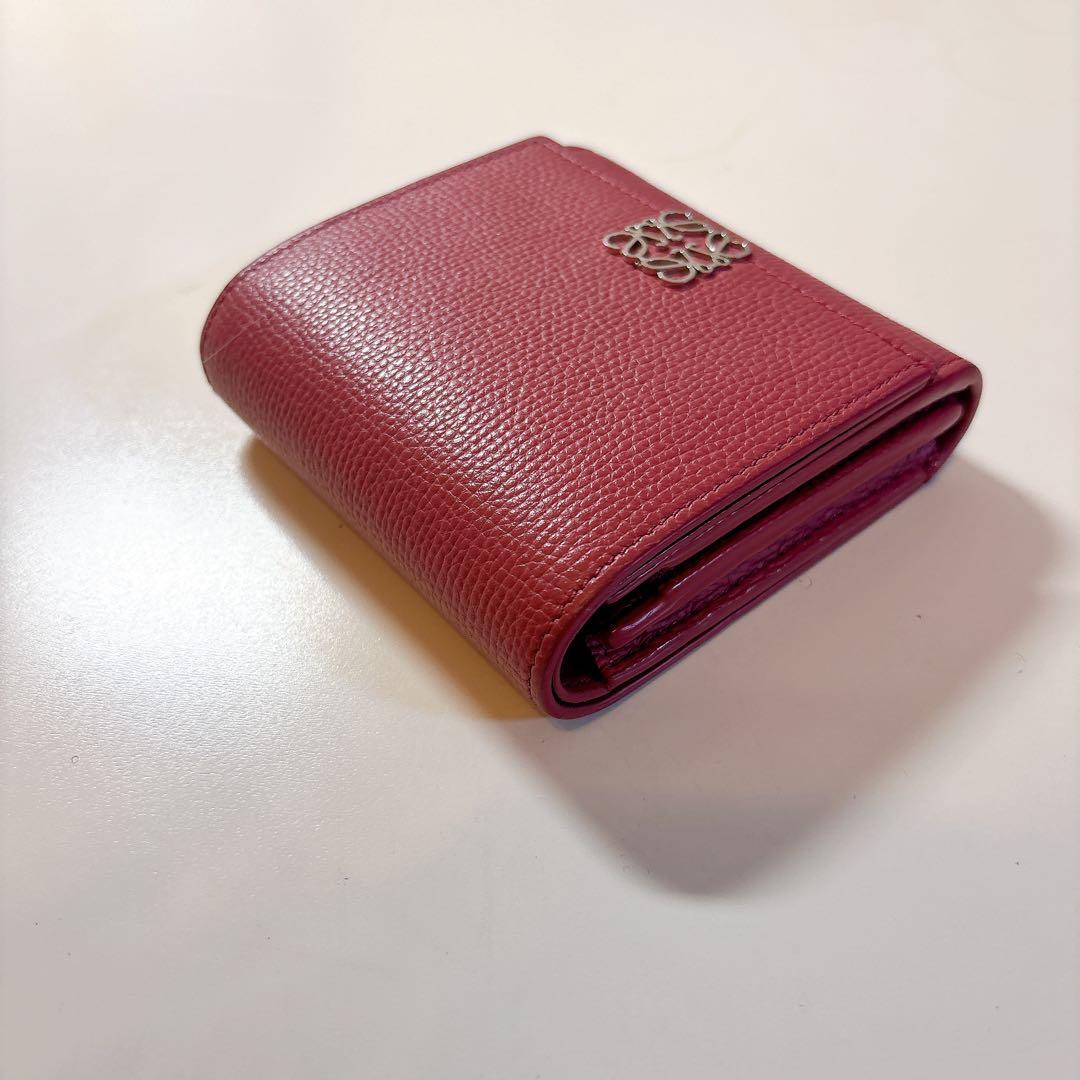 LOEWE ピンク 三つ折り財布