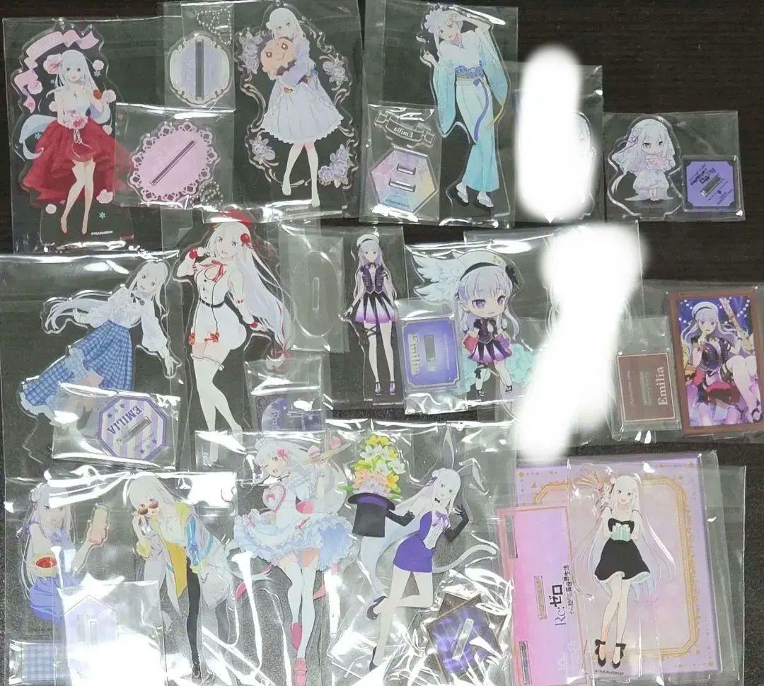 Re:ゼロから始める異世界生活　アクスタ　アクキー　エミリア　バラ可能⚠️