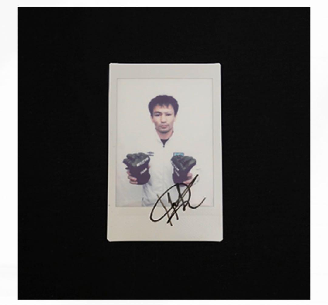 カ*ス様 RIZIN.49 カルシャガ・ダウトベック 実使用 直筆サイン入りグロ