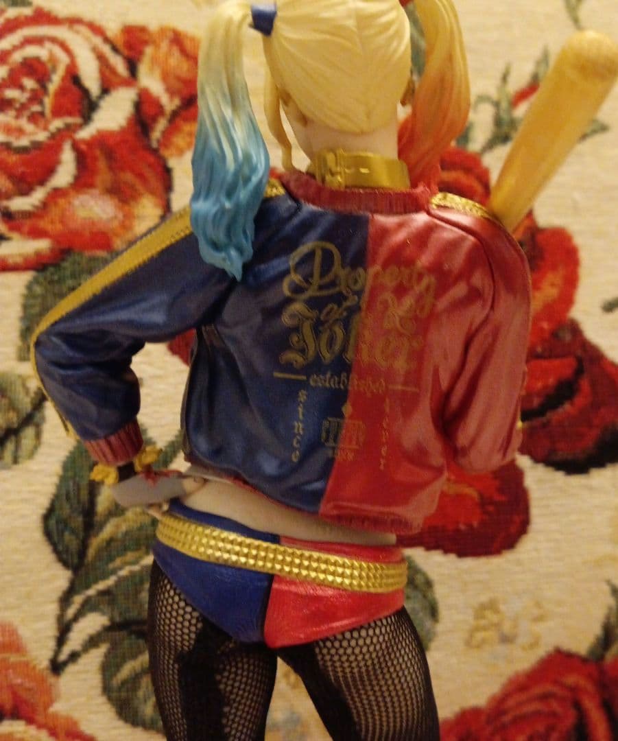 映画ザッ・スーサイド・スクワッドキャラクター【ハーレイ・クイン】フィギュア