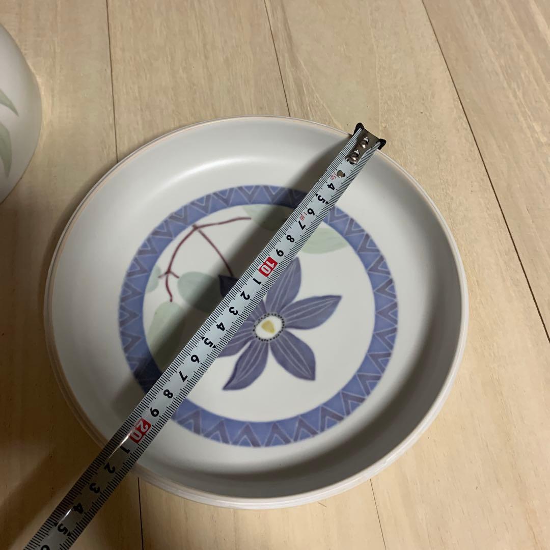 筒井廣明　葆光彩磁鉄仙文　蓋物　共箱