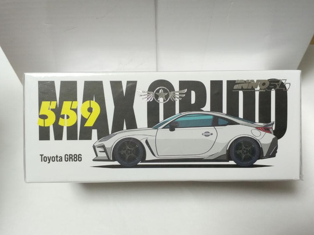 イノモデル 1/64 トヨタ GR86 織戸学 ホワイト
