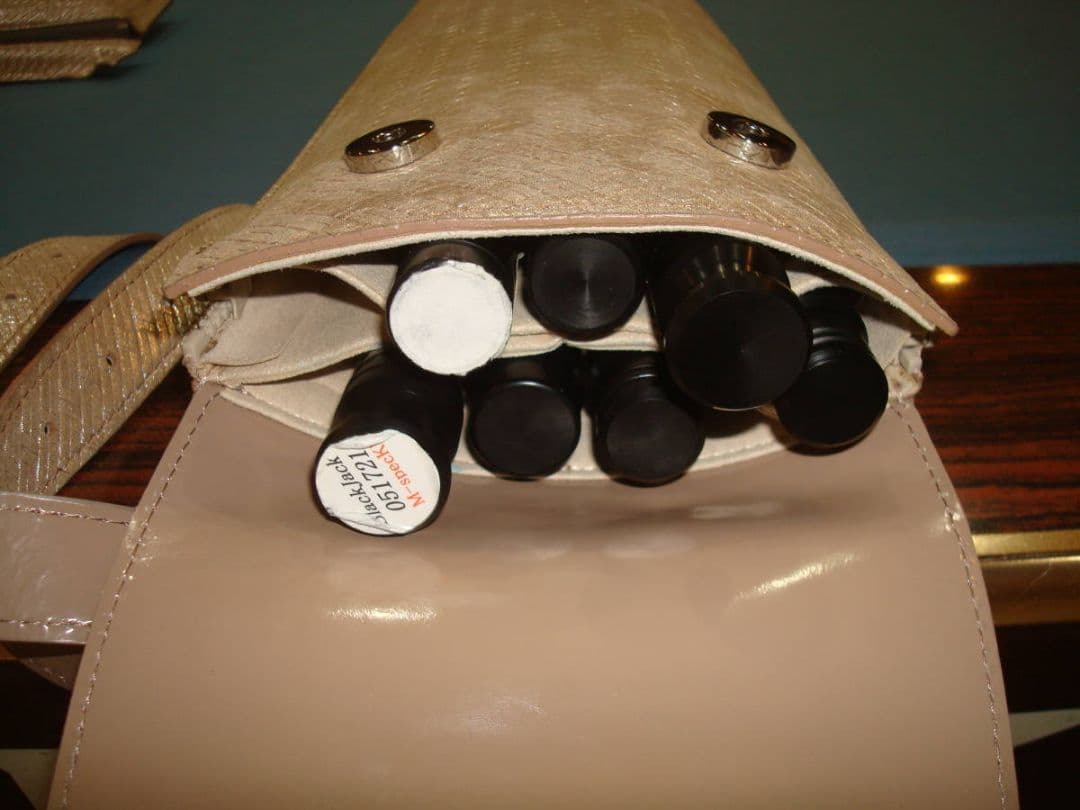 リュックタイプ　とても珍しいソフトケース　キューケース　軽量・コンパクト　大容量