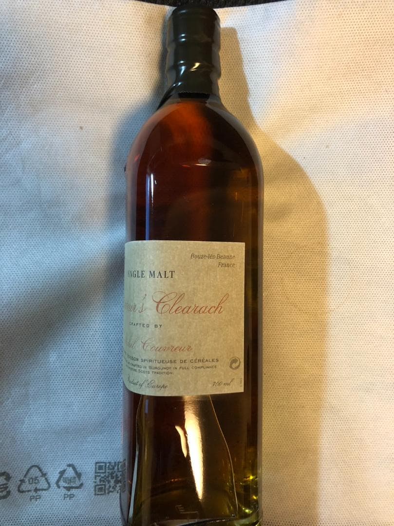 シングルモルトウイスキー　Bouze-les Breaune France