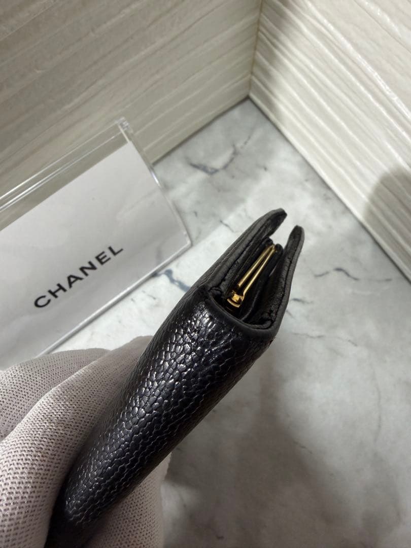 CHANEL キャビアスキン ブラック 二つ折り財布