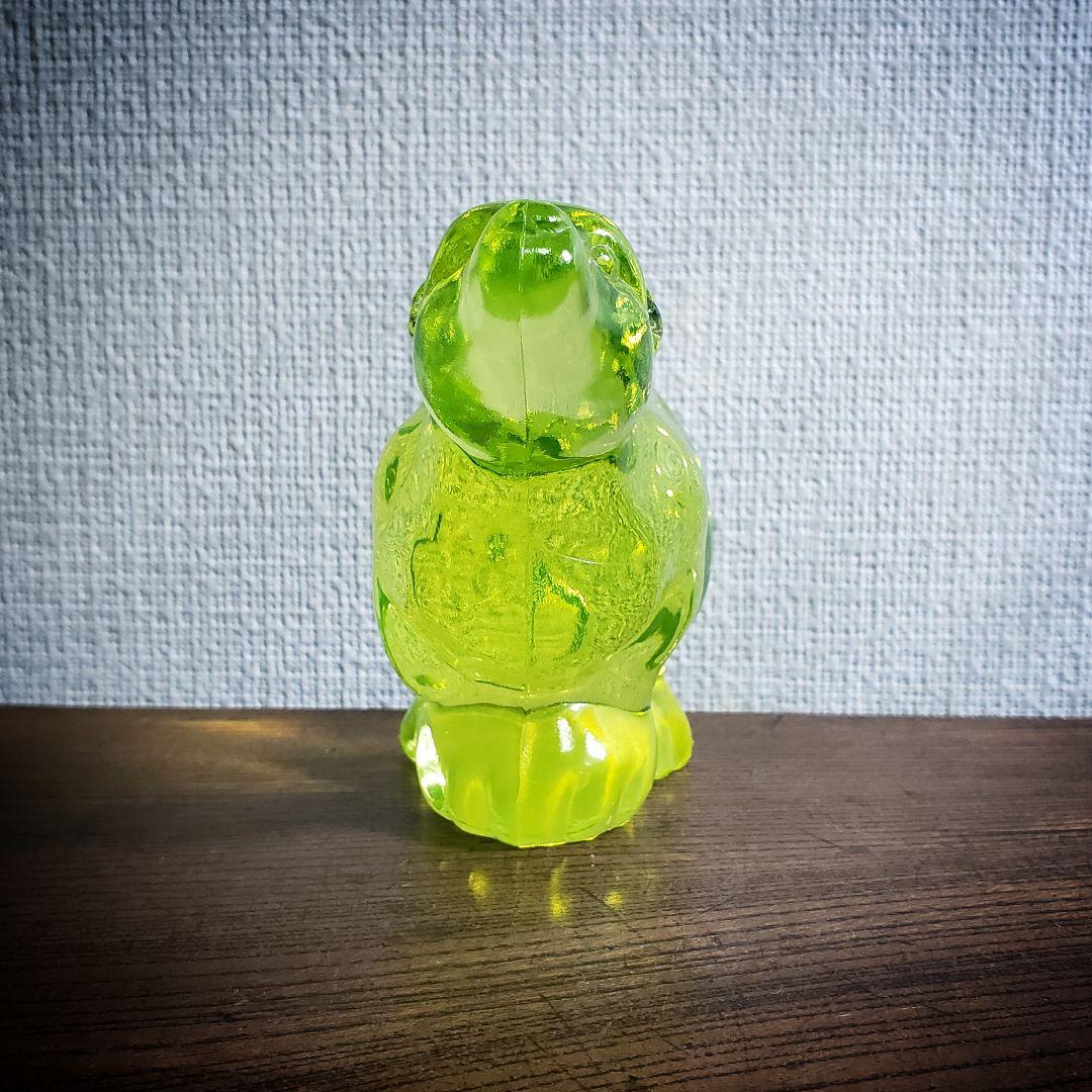 熊　ウランガラス　ヨーロッパ　プレスカラス　アンティーク　置物　インテリア