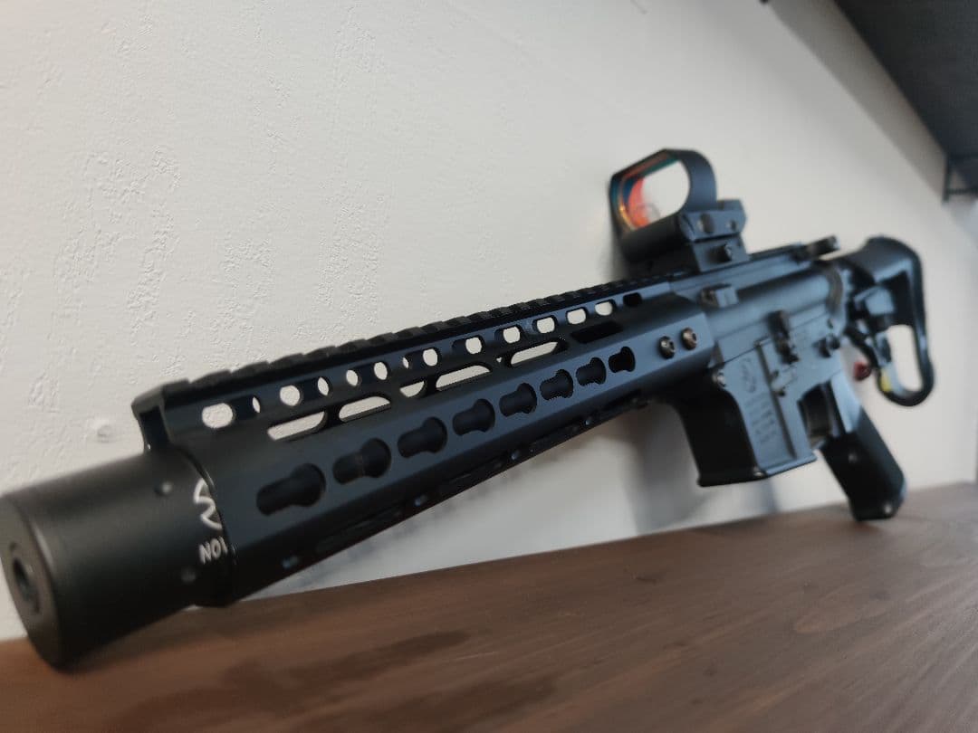 東京マルイ No.8 次世代 CQB-R 電動ガン リポ化済・バッテリー付属