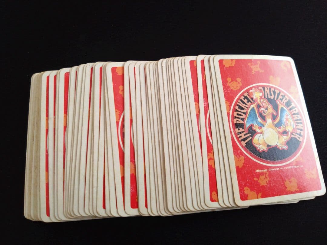 ポケモン トランプカードセット　赤　緑