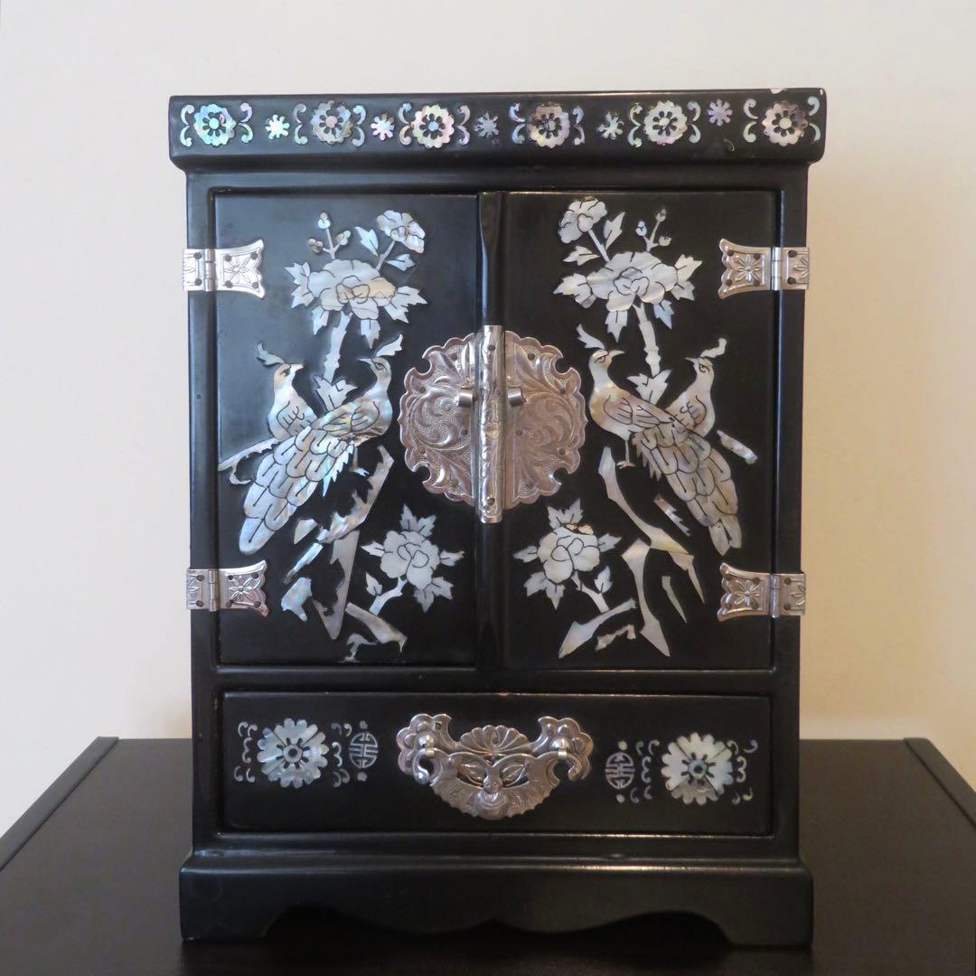 韓国 螺鈿 黒漆 白蝶貝 鶴 花 鳥 小物入 箪笥 ジュエリーボックス 象嵌