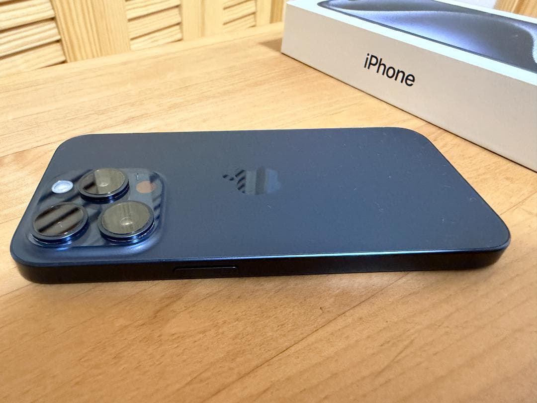 iPhone15 PRO 128G BLUE TITANIUM SIMフリー