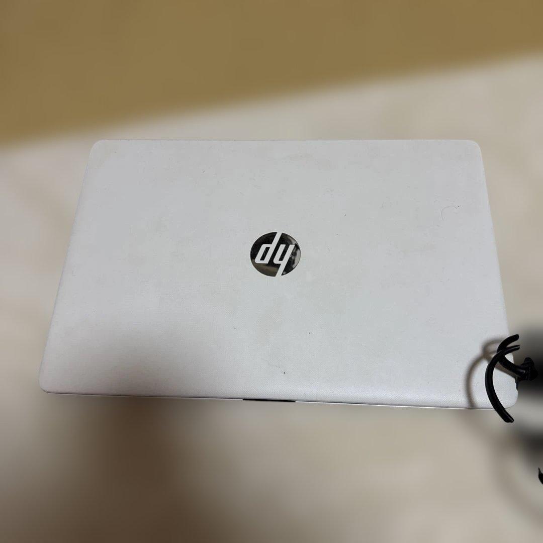 HP ホワイトノートPC マウス・電源アダプター付き