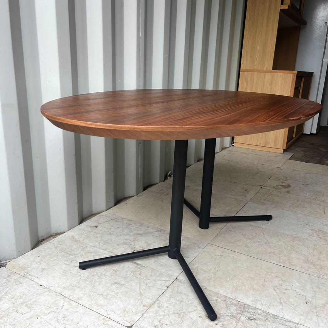 取付無料！アクタス オウン ウォールナットオーバルリビングダイニングテーブル✨