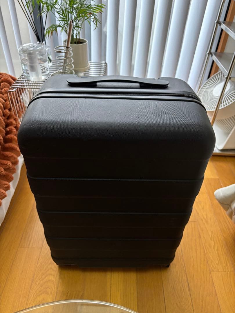 無印良品　バーを自由に調節できる　ハードキャリーケース（２０Ｌ）