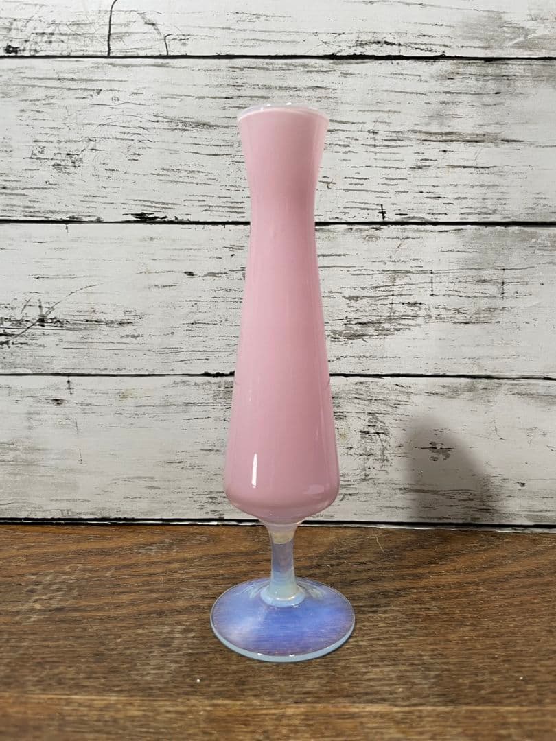 フランスアンティーク オパリンガラスの花瓶 ピンク系 一輪挿し グラス 花器