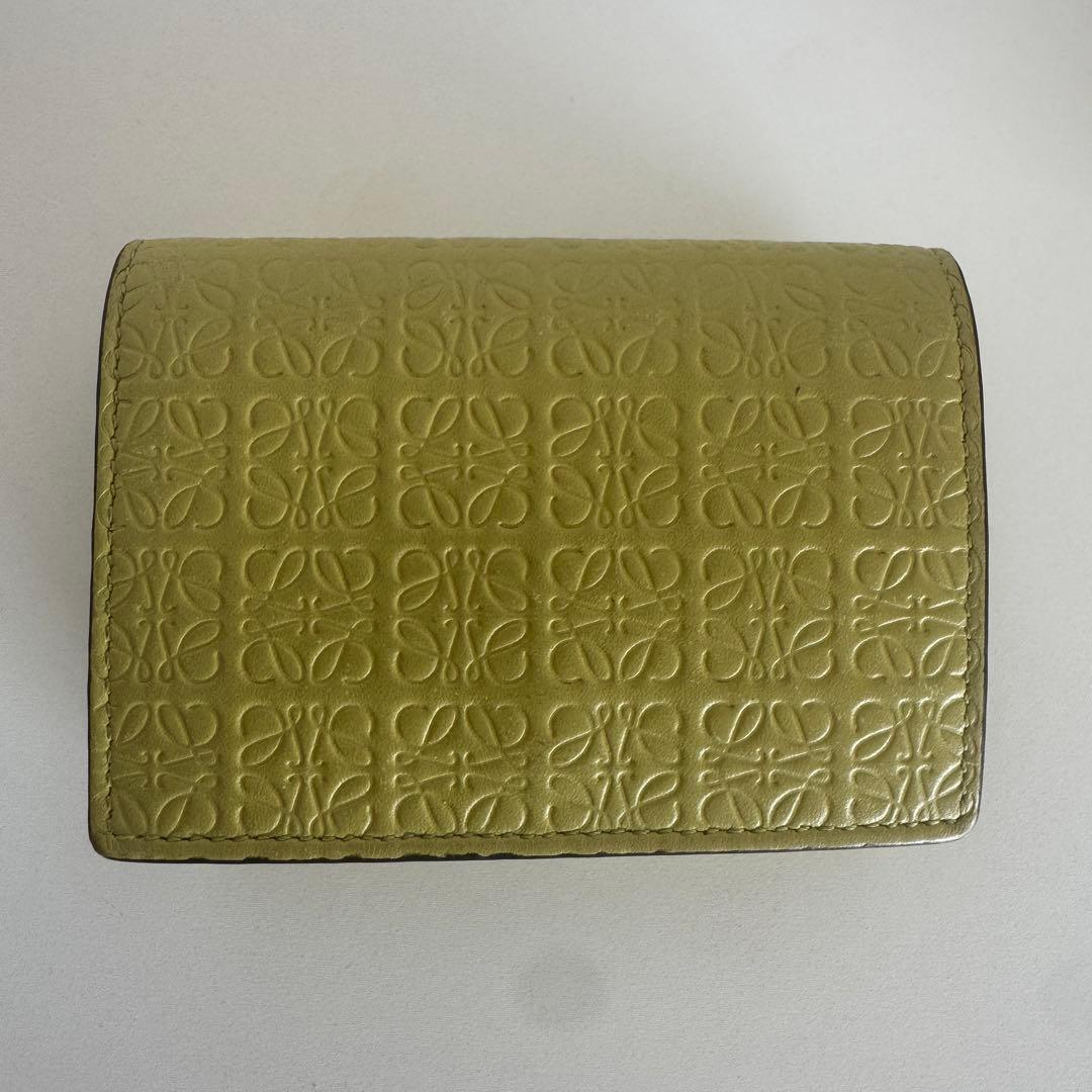 【SALE!】LOEWE エンボスロゴ レザー三つ折り財布