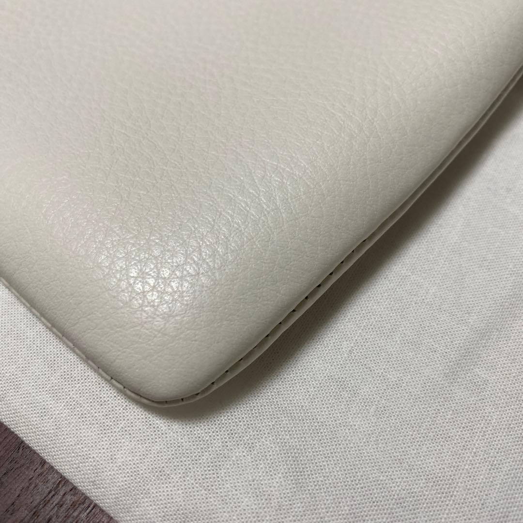 お値下げ！バレンシアガ セカンドバッグ ポーチ 白