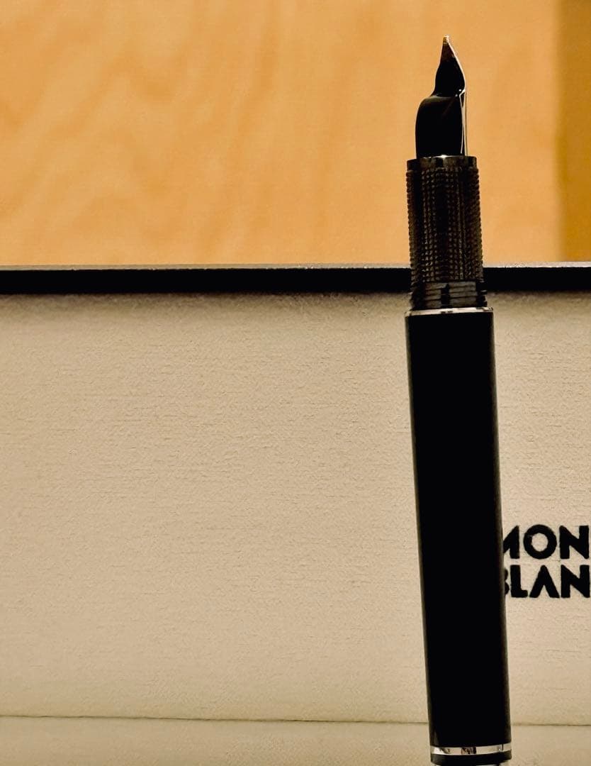 【未使用美品】モンブラン スターウォーカー 万年筆 14金 585 専用ケース付